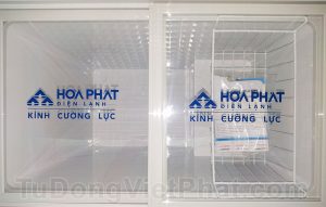 Cửa kính lùa trên bằng kính cường lực duy nhất tại tủ đông Hòa Phát KÍnh lùa cường lực tủ đông Hòa Phát 162 lít HCF336S1N1, 1 ngăn 1 chế độ đông