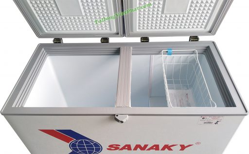 Bên trong tủ đông Sanaky INVERTER VH-2899A3