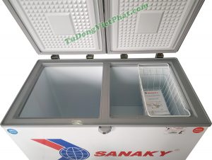 Bên trong tủ đông mini Sanaky VH-2599W1