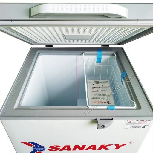 Bên trong tủ đông Sanaky 100 lít VH-1599HYK mặt kính xám