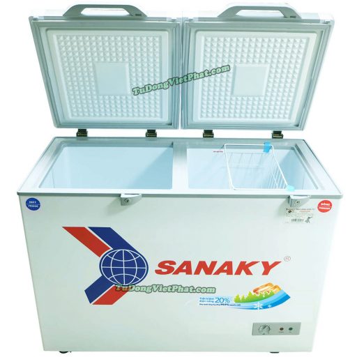 Bên trong tủ đông Sanaky VH-3699A2K