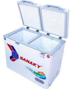 Bên trong tủ đông Sanaky VH-2899W2KD