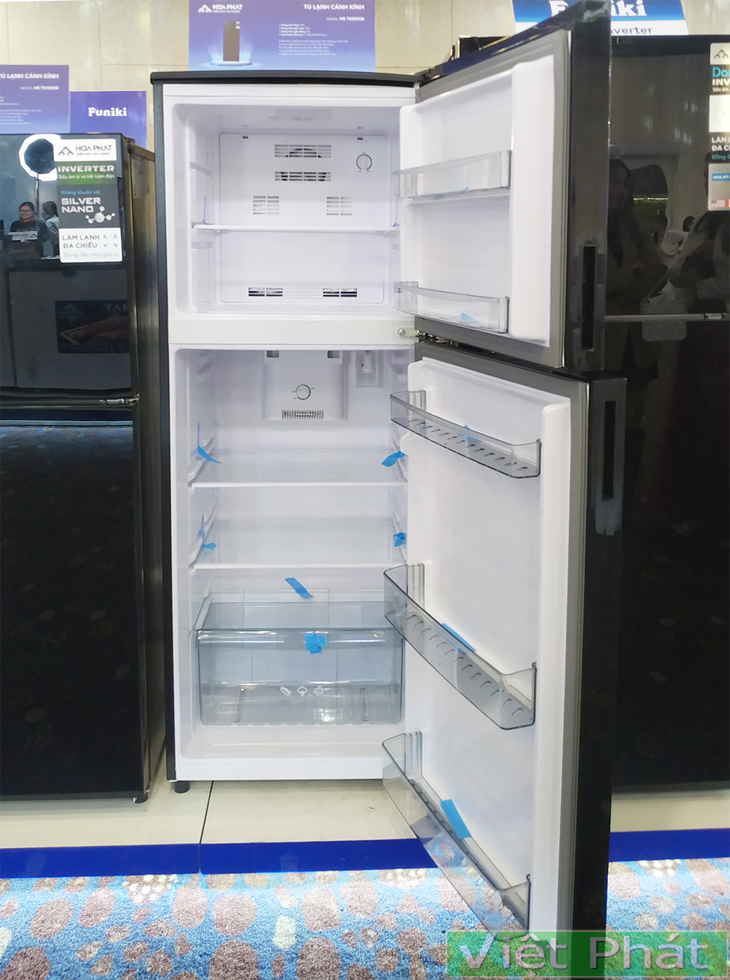 Tủ lạnh cánh kính Funiki Inverter HR T8209GB 209L